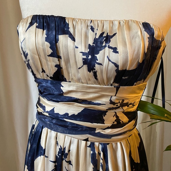 BCBG silk dress - Picture 5 of 11